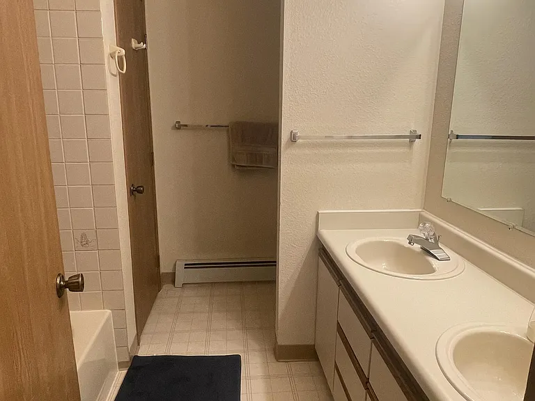 3411 W Wren St #2 — Photo 6