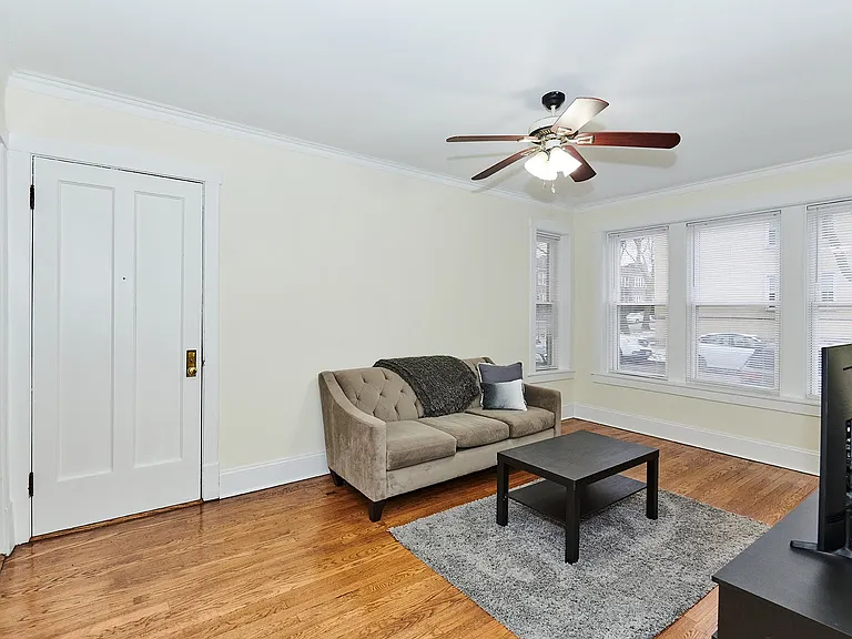 2536 W Thorndale Ave #3 — Photo 12