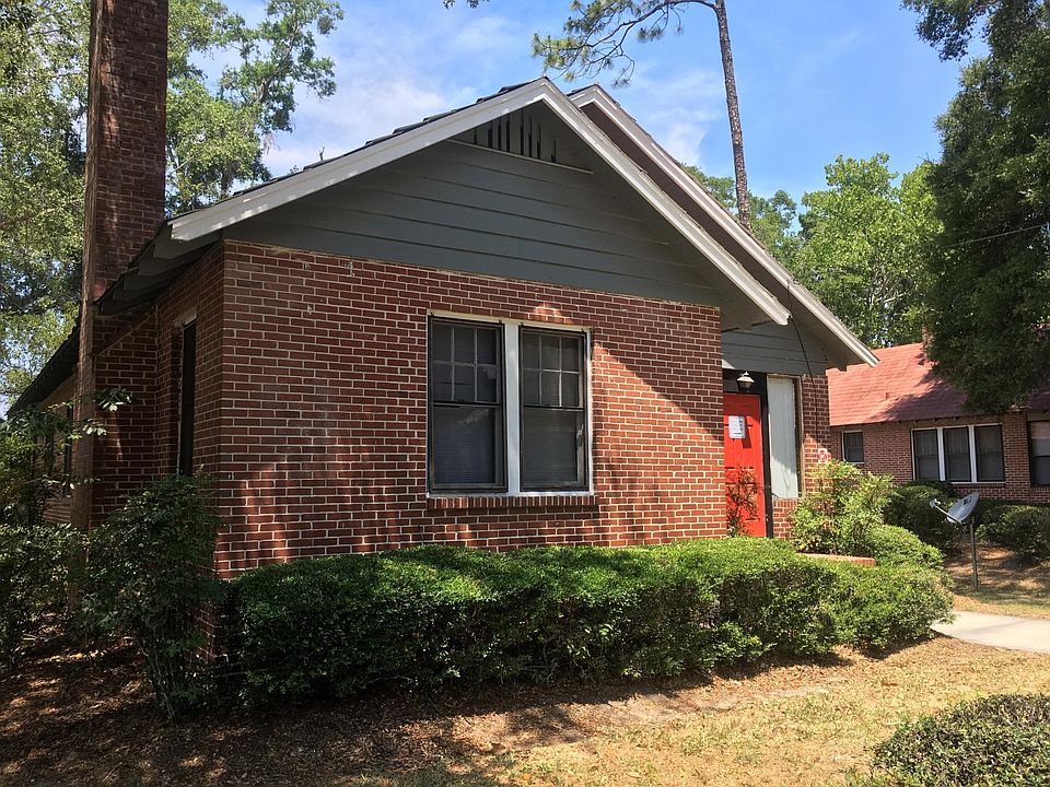 2nd image of 412 NW 17th St