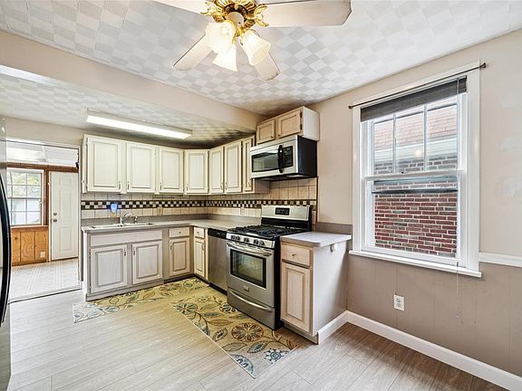 5th image of 4330 Frieda Ave