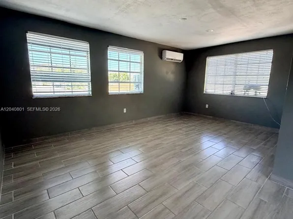 359 W 12th St #3, Hialeah, FL 33010