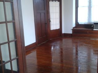 247 S 8th St #2, Murphysboro, IL 62966