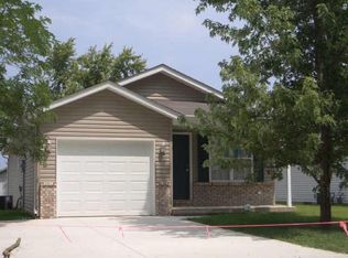 317 E Illinois St, Fortville, IN 46040