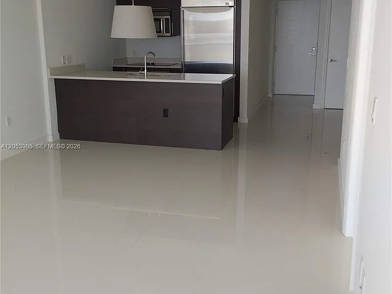 500 Brickell Ave #3200 — Photo 4