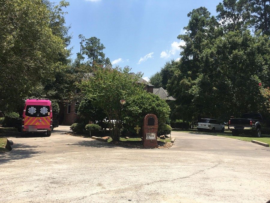 2nd image of 17902 Elk Valley Cir