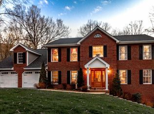 1936 Fleetwood Dr, Kingsport, TN 37660