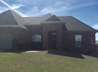 303 Duckworth Pl, Florence, MS 39073
