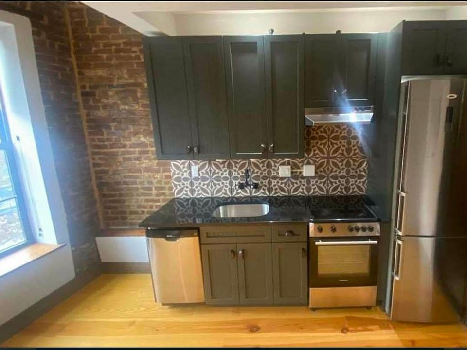 1st image of 1467 Bedford Ave #2C1