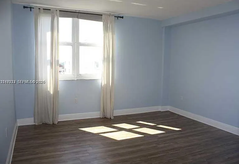 10350 W Bay Harbor Dr #10N — Photo 2