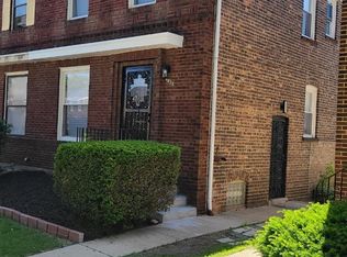 8822 S Kenwood Ave, Chicago, IL 60619
