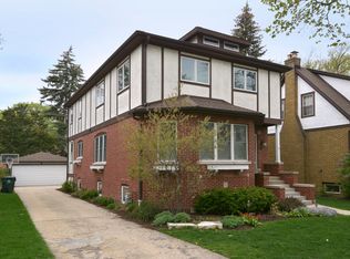 536 S Highland Ave, Arlington Heights, IL 60005