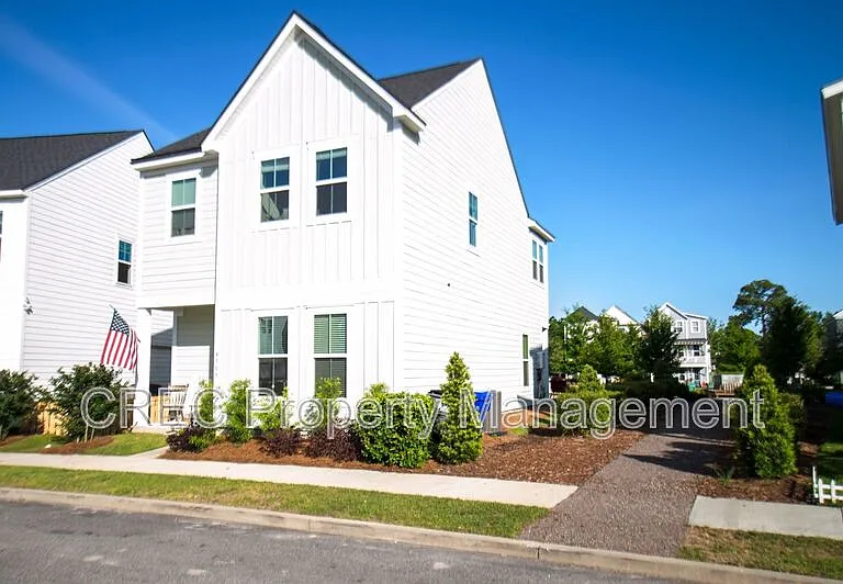 4507 Finn Blvd — Photo 1