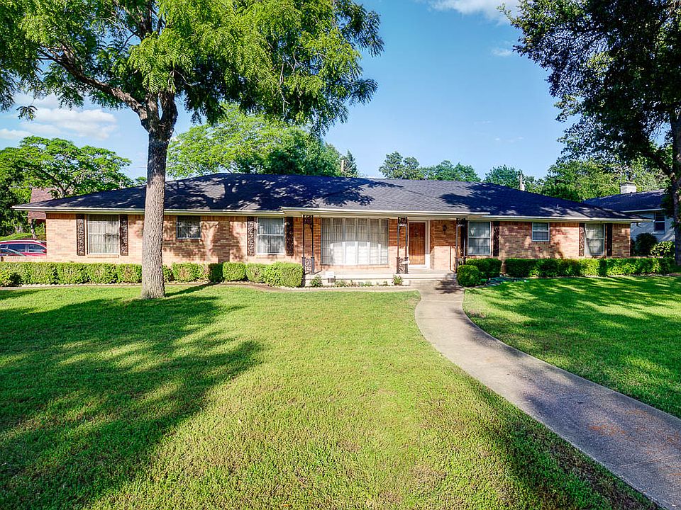 1st image of 5842 Chapelwood Way