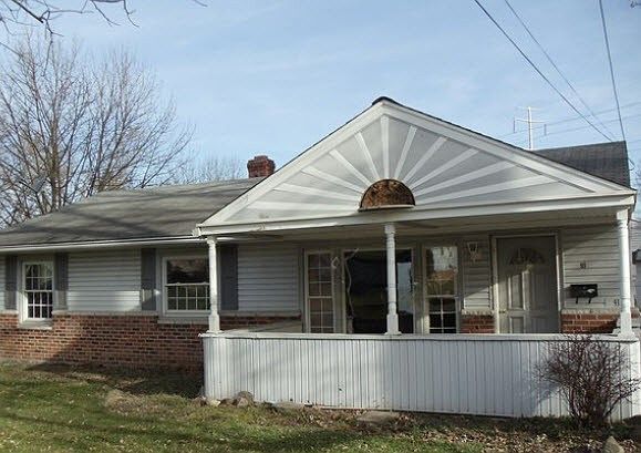 1st image of 93 W Grace St