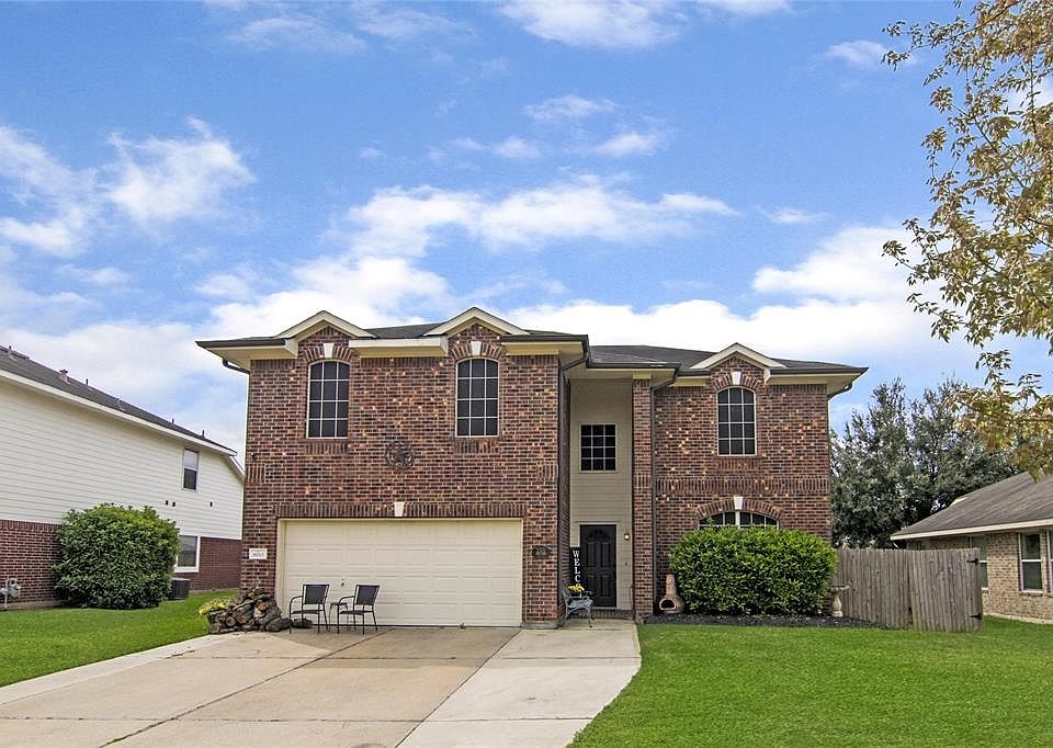 1st image of 8011 Blackcherry Ln