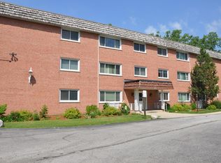 1925 E Oakton St APT 3H, Des Plaines, IL 60018