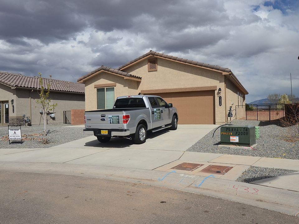 1st image of 1426 Valle Vista Rd NW