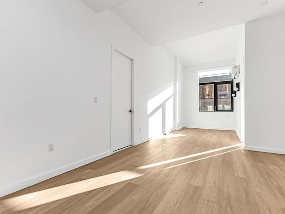 5th image of 1010 Pacific St APT 117