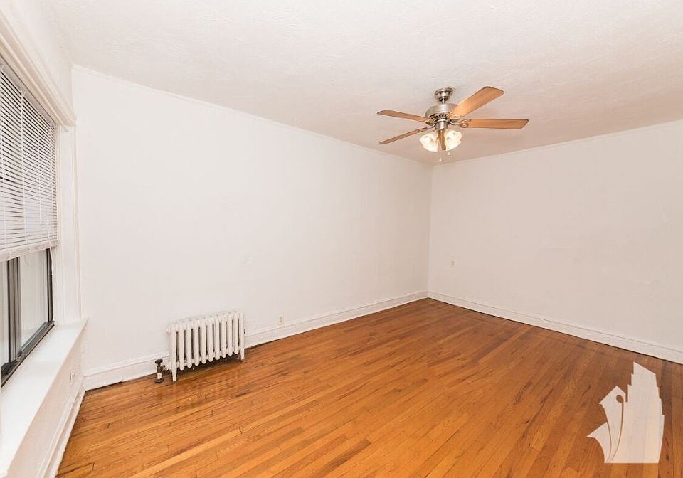 1st image of 625 W Cornelia Ave #S1