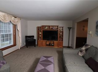 121 Kent Dr, Pittsburgh, PA 15241