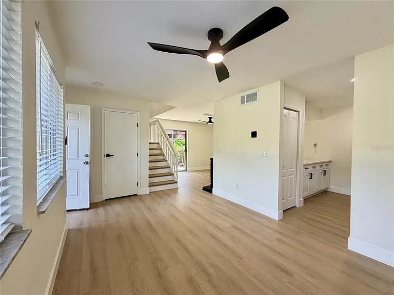 5100 Picadilly Circus Ct #12 — Photo 4