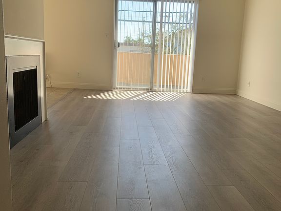 5th image of 1635 Brockton Ave APT 8