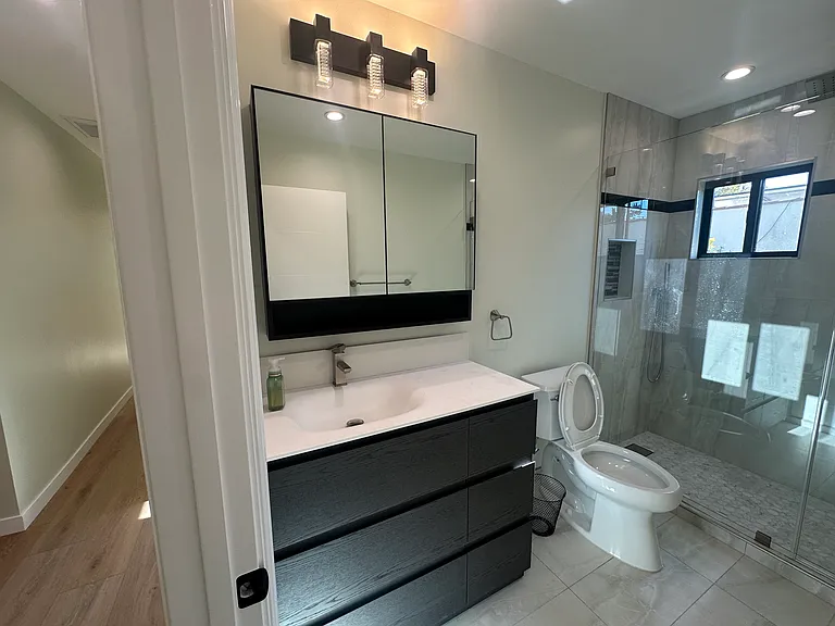 1259 Winchester Ave — Photo 9
