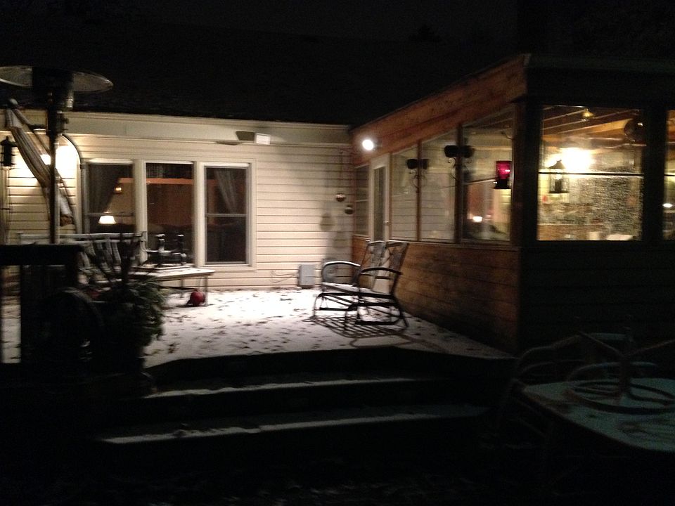 2nd image of 330 Evergreen Ct