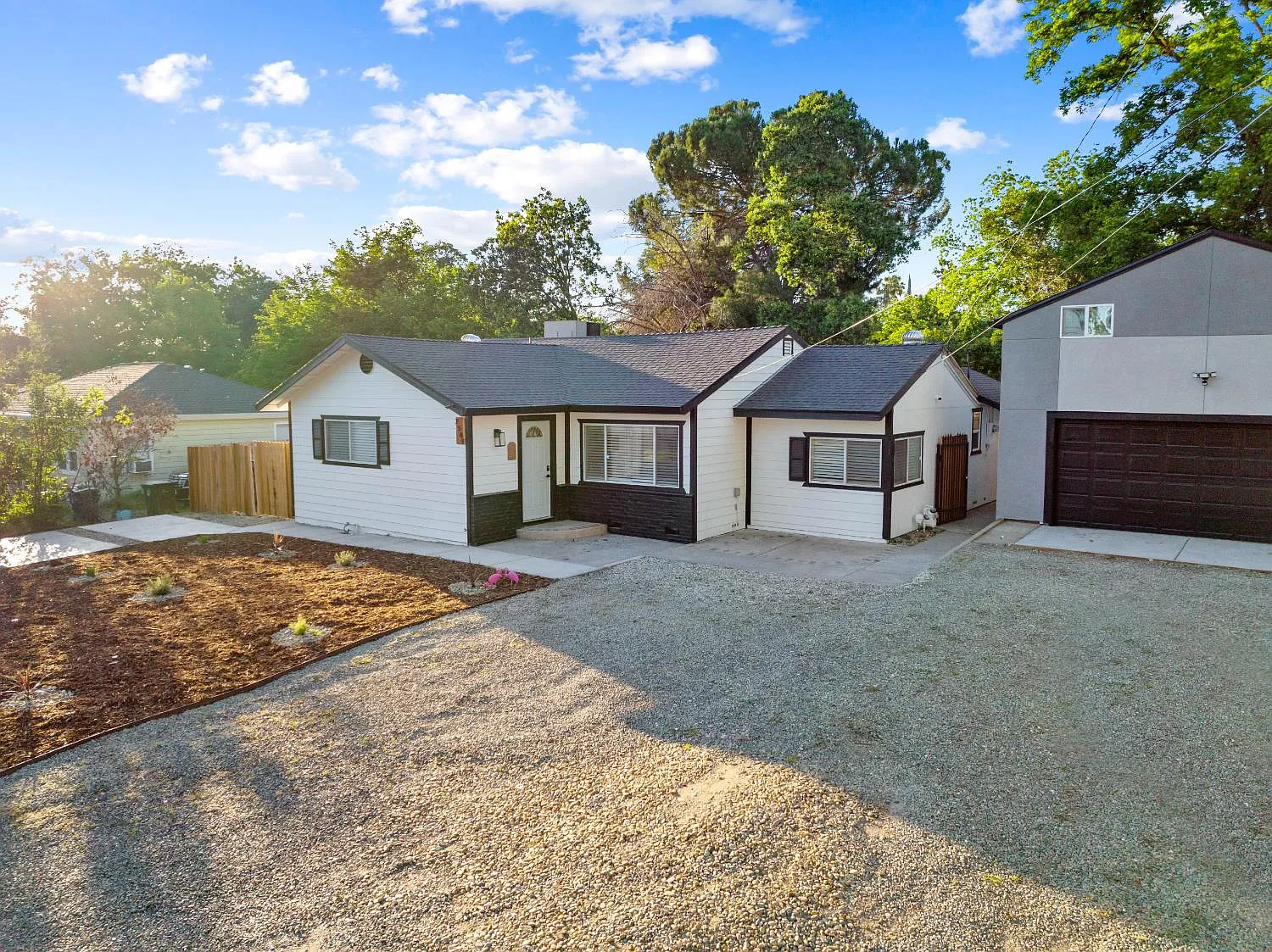 7569 Baird Way photo 1