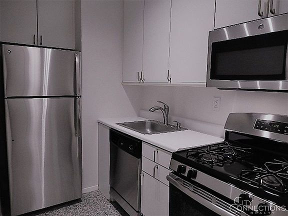 2nd image of 301 W 57th St APT 14F
