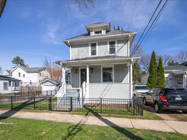 18 N Main St, Naperville, IL 60540