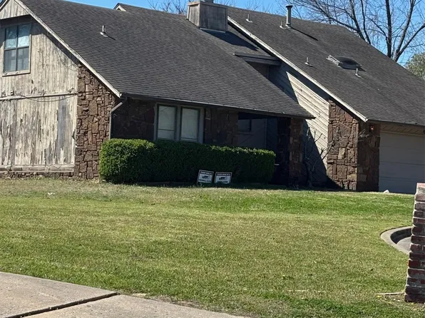 8702 E 91st Pl, Tulsa, OK 74133