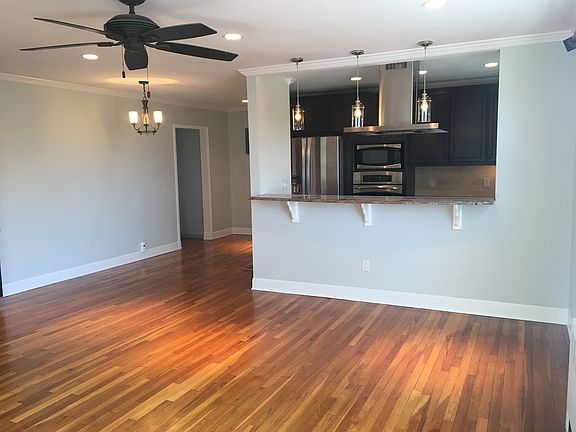 4th image of 19 Manor House Dr APT K11