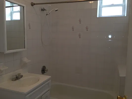 Rented by Farran & Associates | media 20