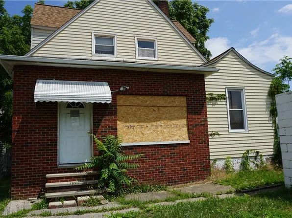 11740 Geraldine Ave, Cleveland, OH 44111