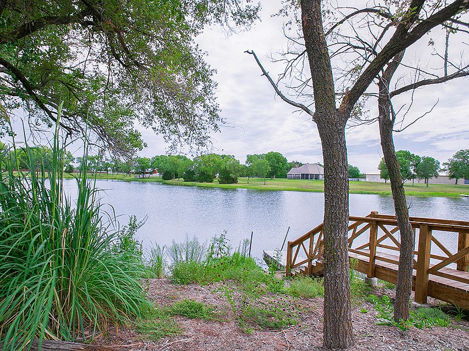 Stocked Fishing Lake!
