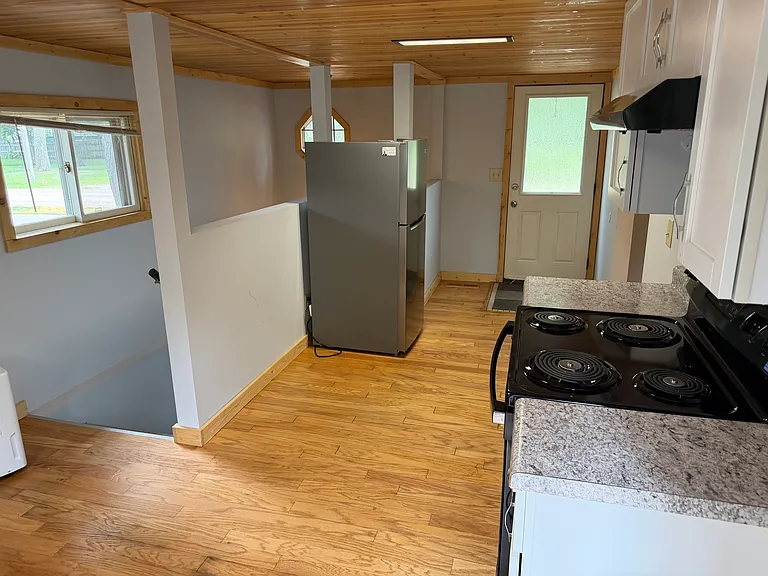 22751 Boyne St NE — Photo 5