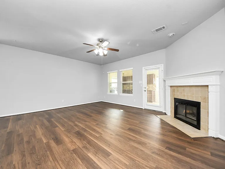 6306 Bain Dr — Photo 12