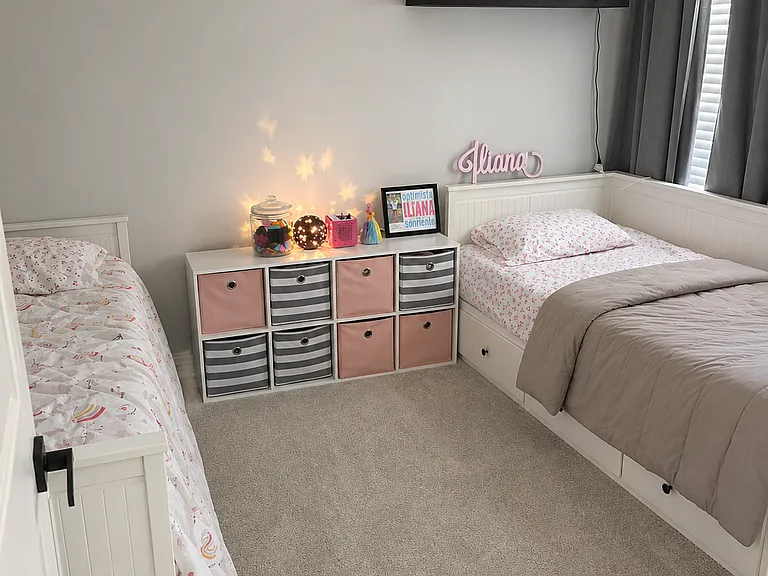 Guest bedroom