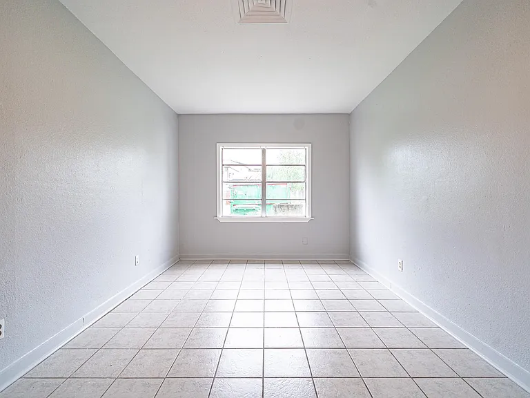 6417 Rolla St — Photo 12