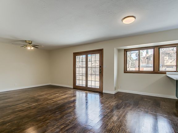 4th image of 6429 Louise Pl NE