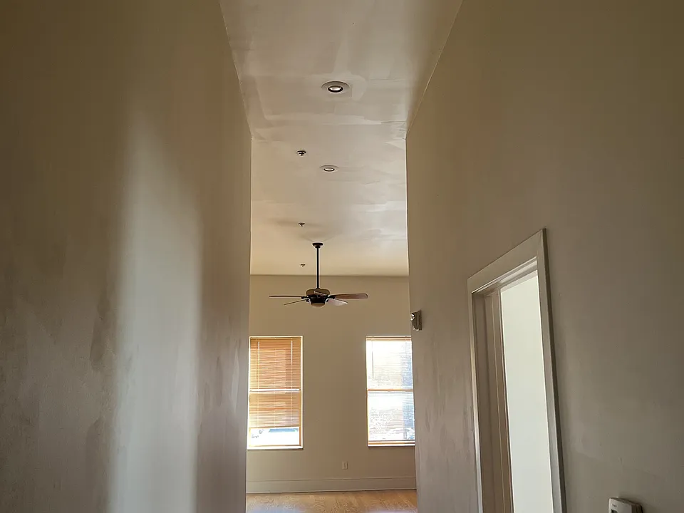 125 S Central St #201