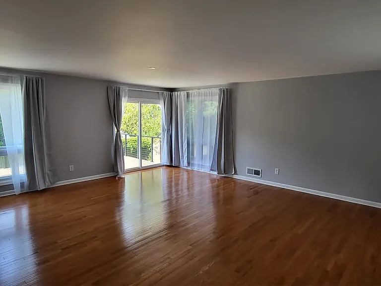 7702 Killebrew Dr — Photo 10
