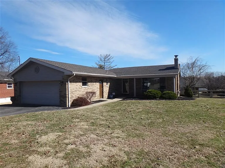 3352 South Rd photo 1