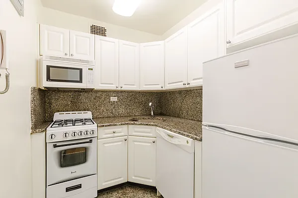 Rented by MNS | media 17