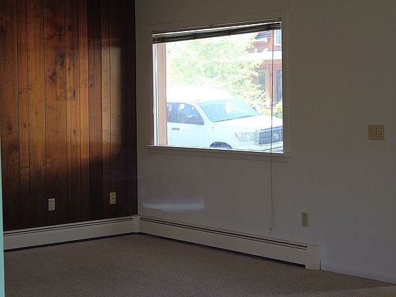 Large open frontroom