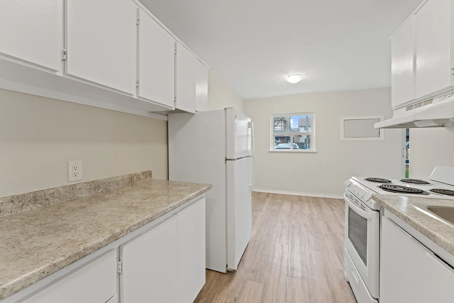 260 Randolph Pl #822005 photo 1