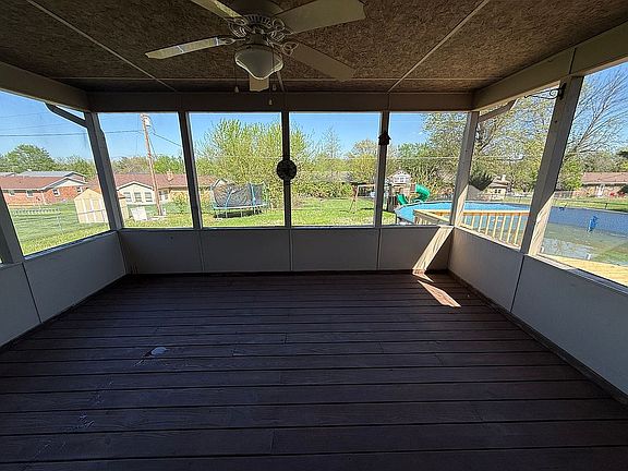 4th image of 46 Homestead