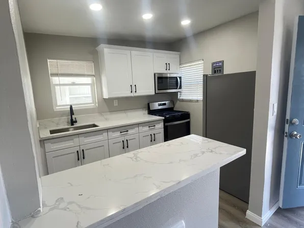1451 W Holt Ave #6, Pomona, CA 91768
