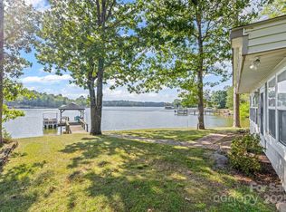 201 Price Place Ln, York, SC 29745